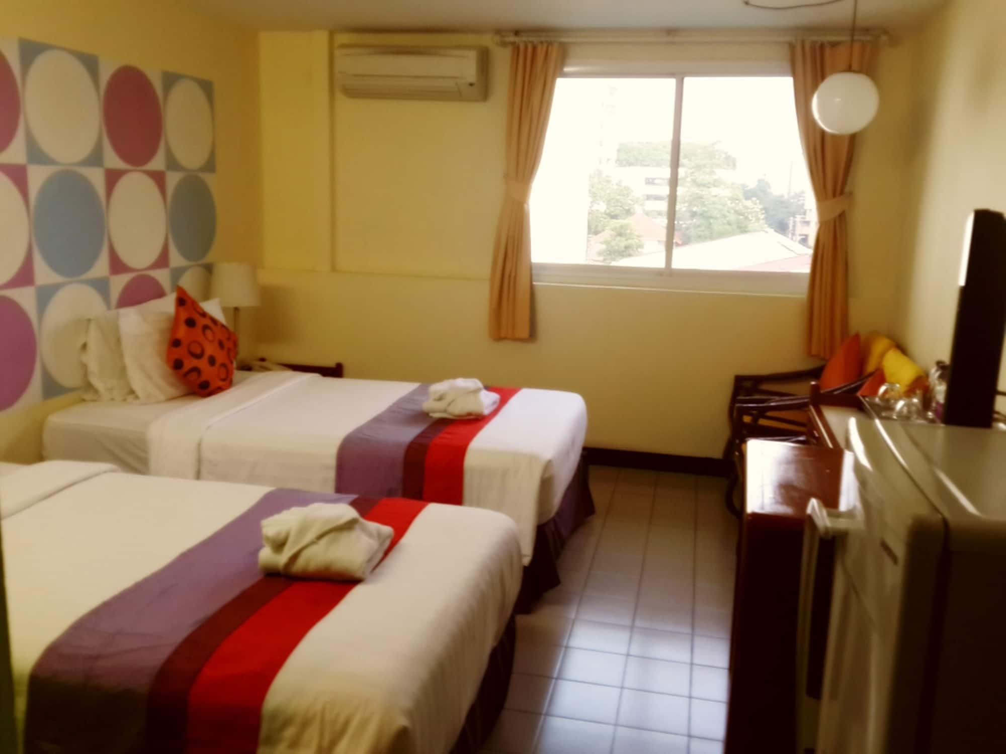 בנגקוק Sawasdee Sukhumvit Inn מראה חיצוני תמונה